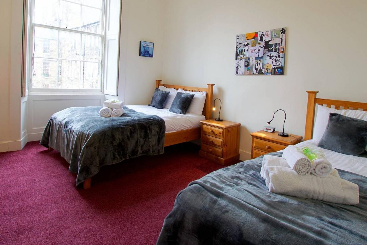 Altido Castle Terrace 3 Bedroom Apartment - Old Town เอดินบะระ ภายนอก รูปภาพ