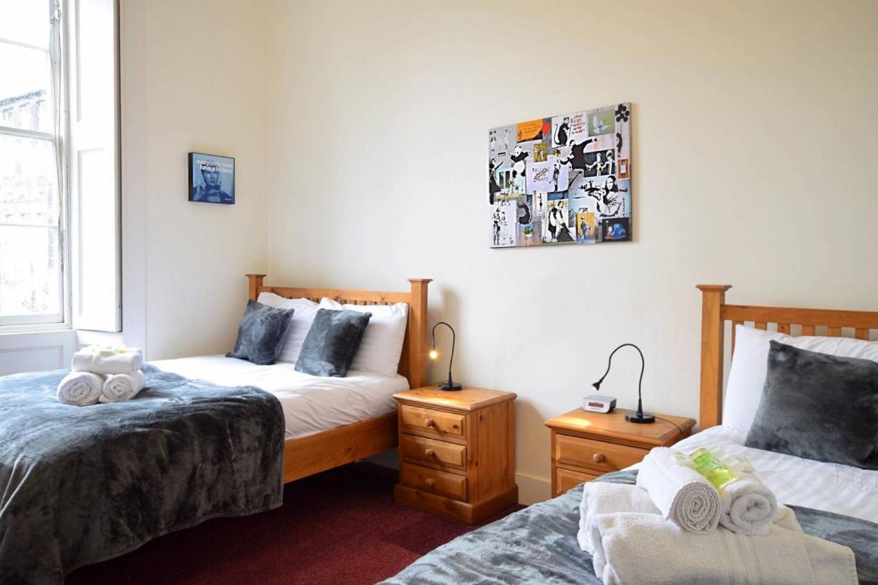 Altido Castle Terrace 3 Bedroom Apartment - Old Town เอดินบะระ ภายนอก รูปภาพ
